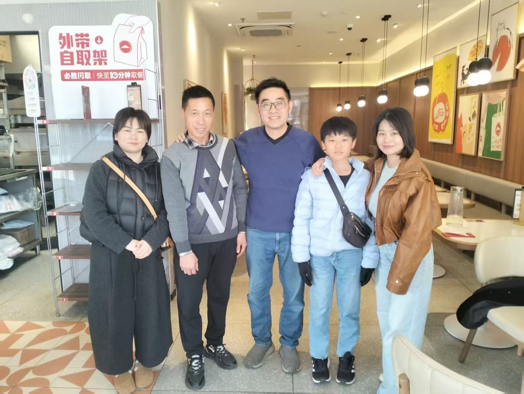 Latest company blogs about Malaysia Client Visits Our Factory to Inspect Latest Servo CNC Gabion Making Machine