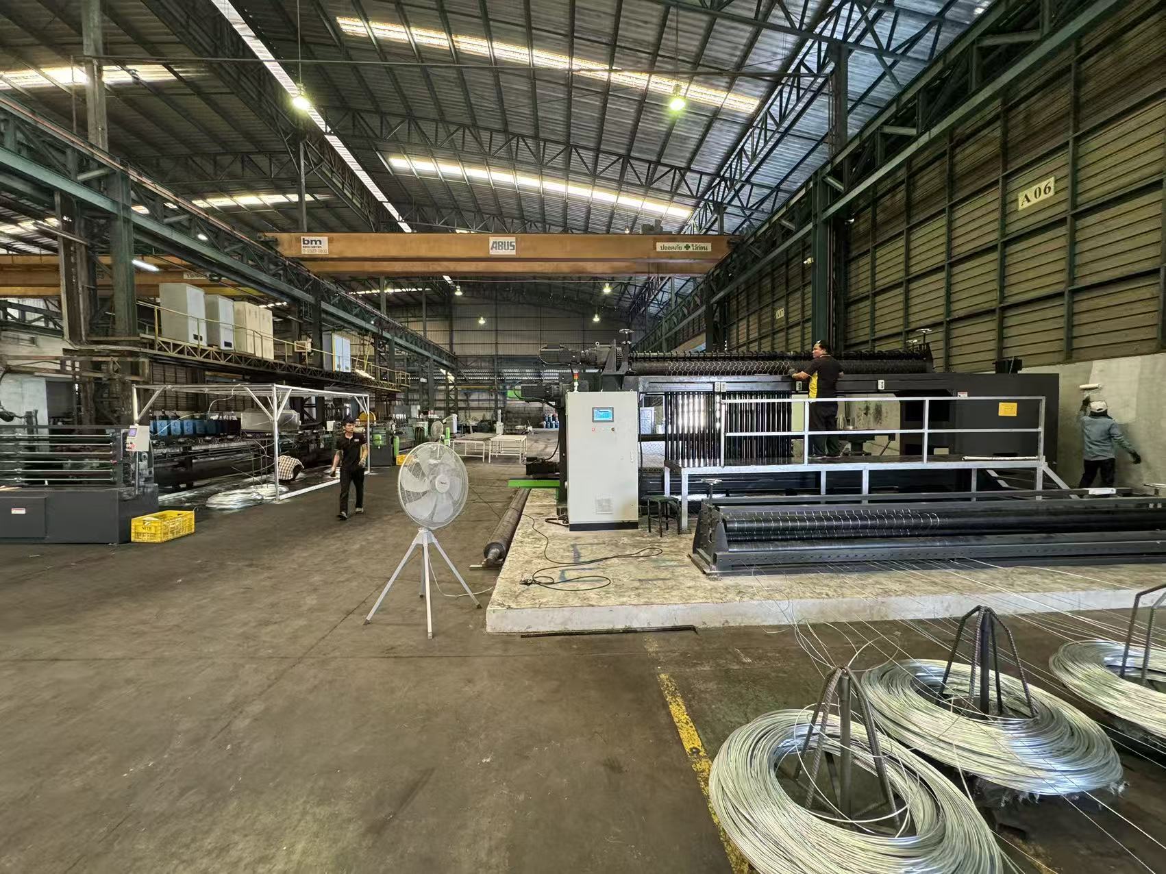 Latest company blogs about What Causes Low Output in a Gabion Mesh Machine and How Can Production Efficiency Be Improved?