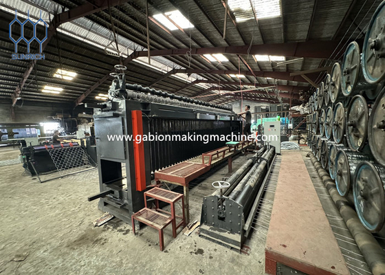 Buy 2m-4m Automatic Hexagonal Wire Netting Machine Wire Diameter 1.6-4.0mm Mesh Size 90x130mm online manufacture