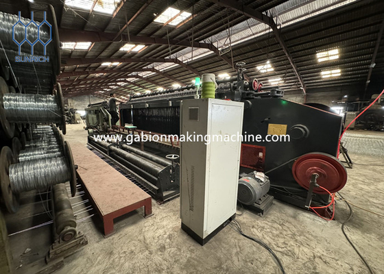 Buy 4m Wide Galvanized Steel Wire Hexagonal Wire Netting Machine online manufacture