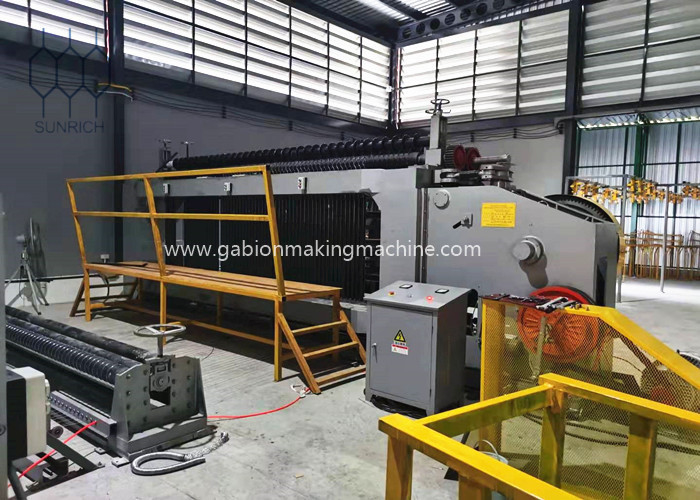 Reliable 110x130mm Size Gabion Mesh Machine For Construction Projects