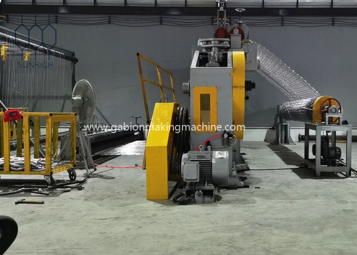 Reliable 110x130mm Size Gabion Mesh Machine For Construction Projects